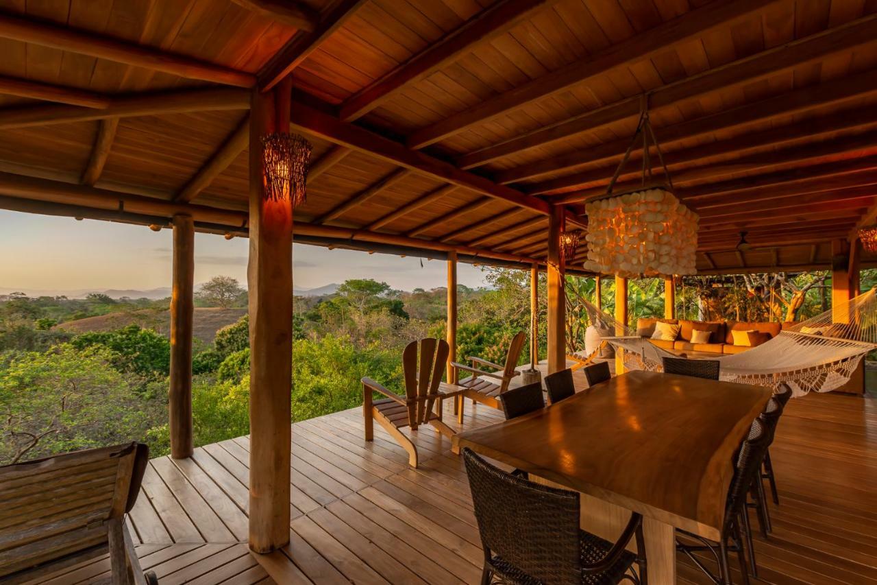Calamocha Lodge Playa Santa Teresa  Exterior photo